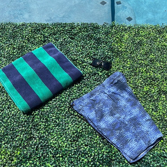 Nitrous Black Board Shorts - Picture 3 of 8